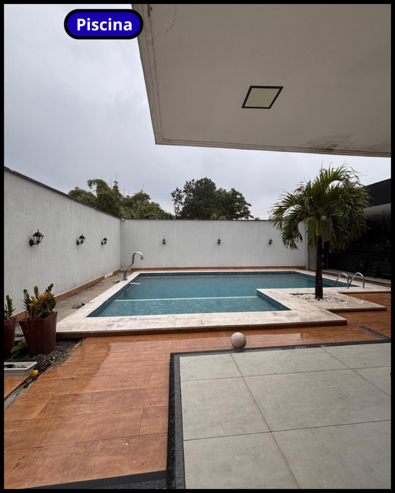 Piscina